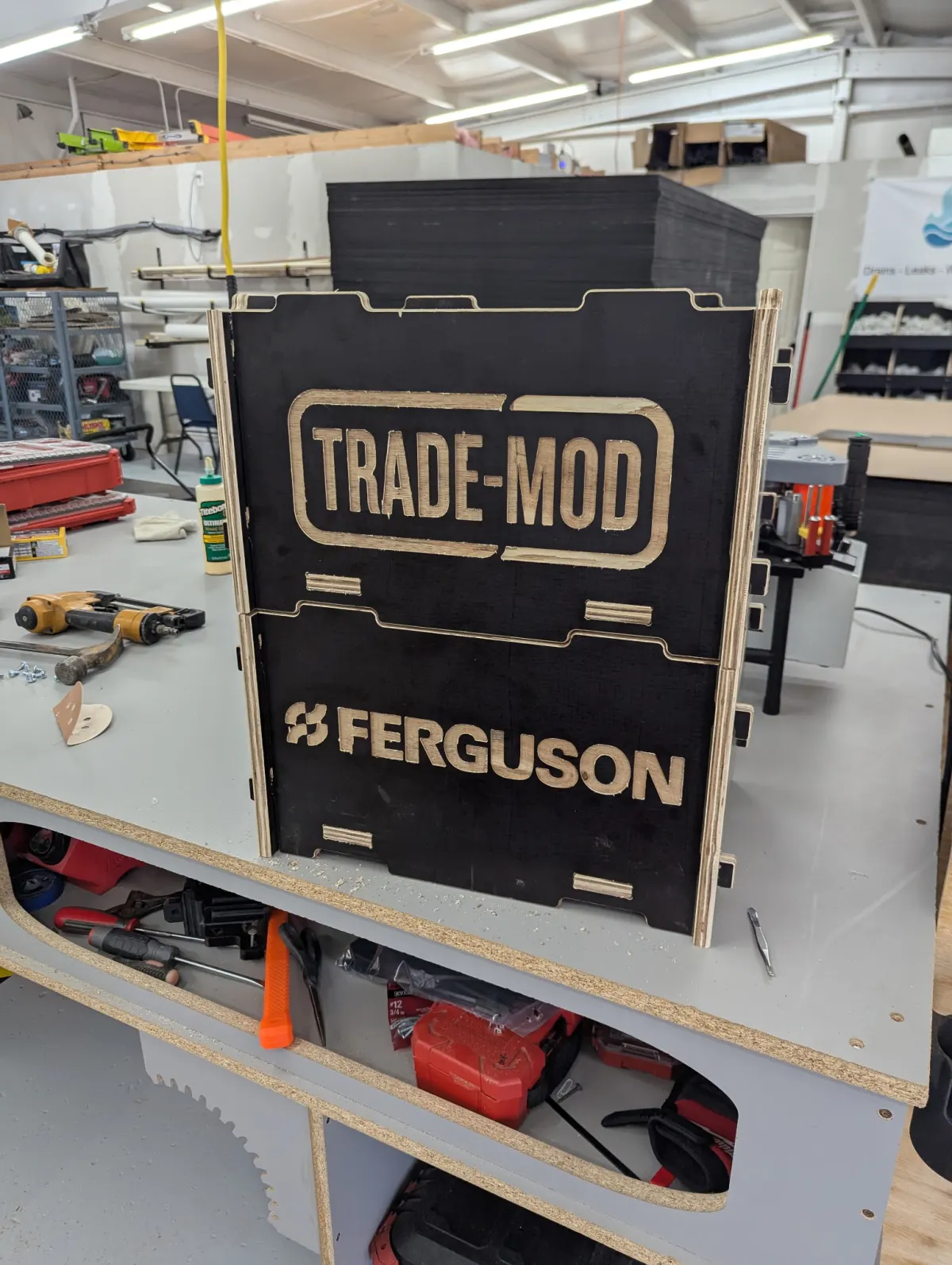 Trade-Mod Ferguson van cabinet CNC panel